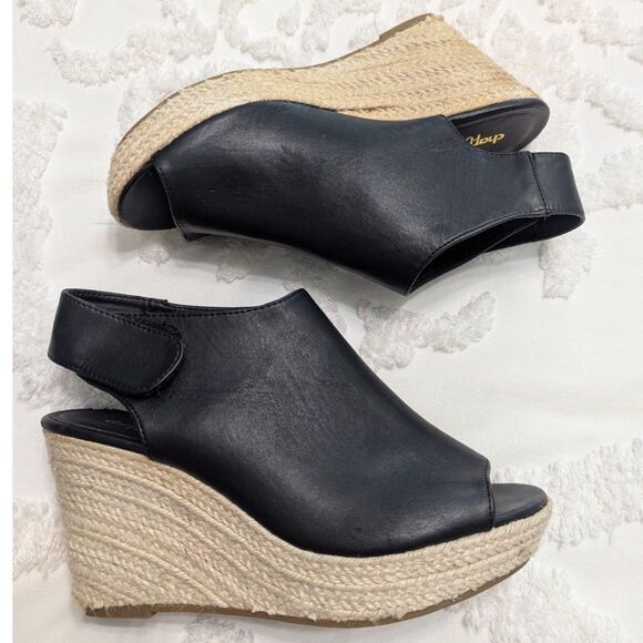 Charlotte Russe Black Faux Leather Wedge Sandals – Estimated Size 6 – Pre-Owned - Picture 1 of 6